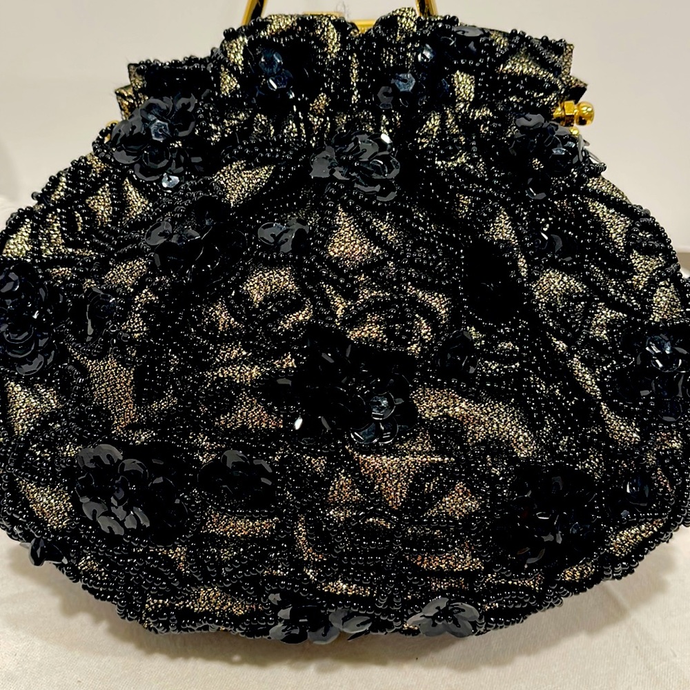 !!! La Regale vintage clutch bag!!!!